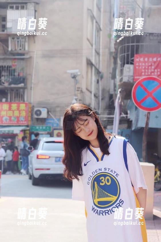 Xiuren秀人网 - 打开罗爱乔的天使图集，分享她心中的那份柔软与无限灵感.txt