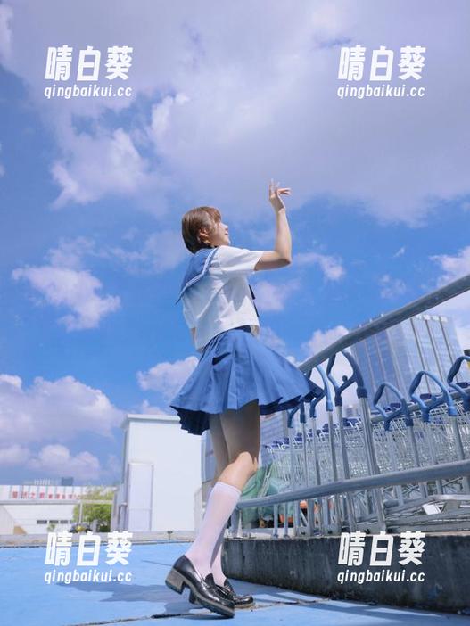 YouMi尤蜜荟 - 独家揭秘：左冰Queen比基尼私拍写真背后的创作故事.txt