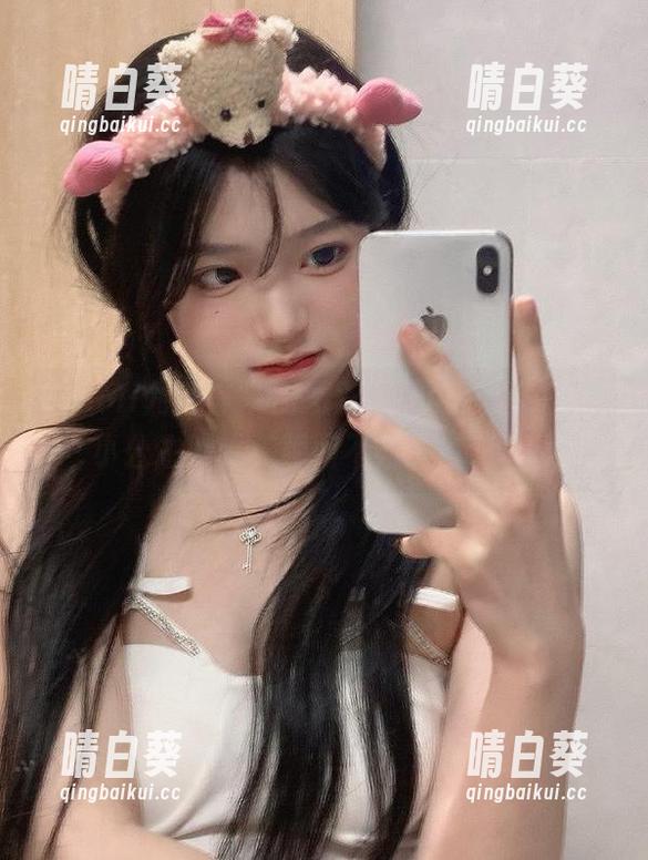 YouMi尤蜜荟 - 高清双人摄影作品，心妍小公主的唯美瞬间不容错过！.txt