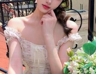 YouMi尤蜜荟 – 蛋蛋_egg户外摄影精选：在图库中感受她与自然的缠绵互动与和谐美.txt