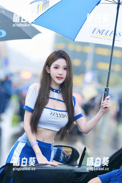 YouWu尤物馆 - 绝美奶牛写真作品等你下载，安娜金的艺术世界让你流连忘返！.txt