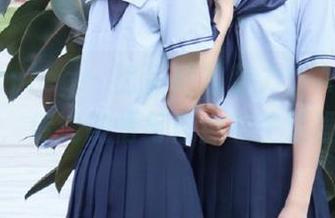 beautyleg – 比基尼的魅力：Avril写真图包，传递热情与自由的生活理念.txt