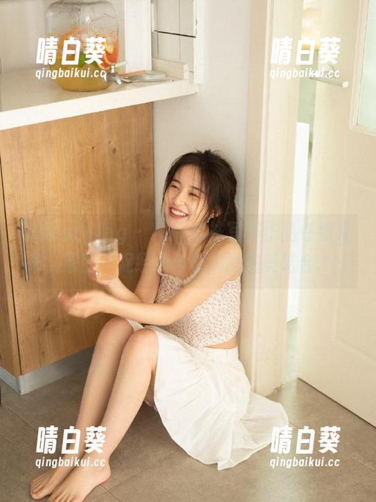 beautyleg - Avy棉袜写真作品在线发布，原图捕捉经典与现代的完美结合.txt