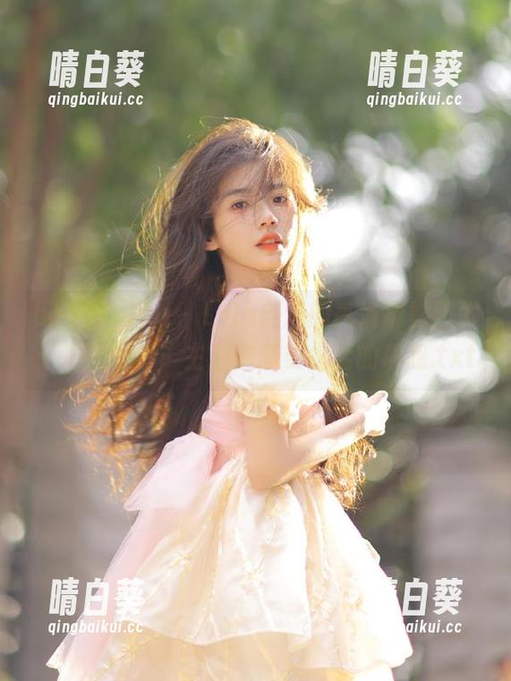 beautyleg - Lola创造的高清摄影艺术：在“奶牛”主题中感受生活的质感.txt
