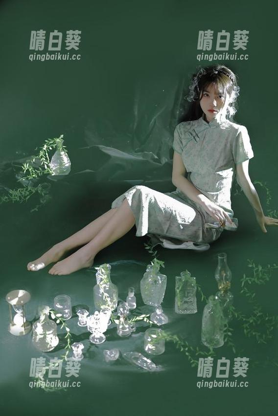 beautyleg - Michelle职业装写真合集，打造时尚与职场完美融合的典范.txt