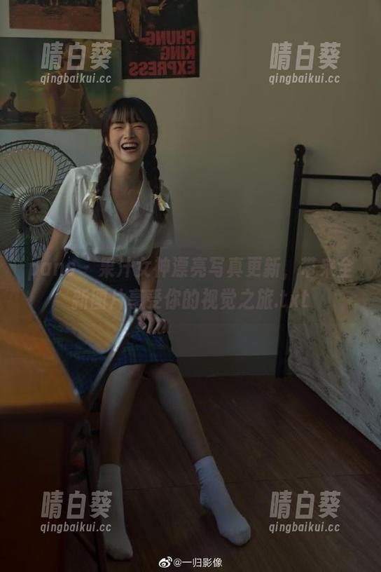 pans - 果汁女神漂亮写真更新,带来全新图片享受你的视觉之旅.txt pans - 果汁女神漂亮写真更新,带来全新图片享受你的视觉之旅.txt