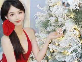 pans – 雯雯女神最新写真分享，带你领略她的时尚与艺术之旅.txt