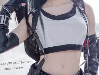 sally多啦雪的JK写真图集：让你感受无尽的时尚魅力.txt