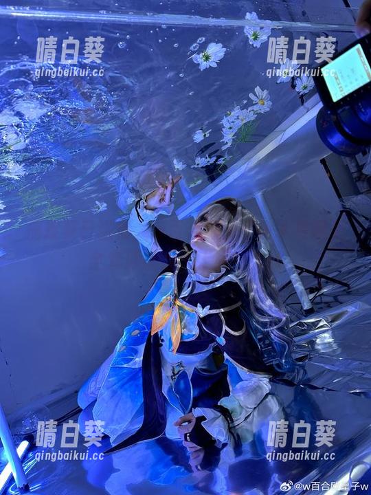 捕捉夏日激情，w百合欧皇子w水着阿荣全套原图盛大上线！.txt
