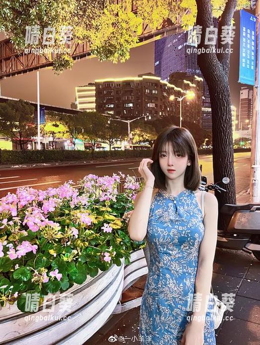 一小央泽的瑜伽作品更新，无限释放内心的光芒与力量之美！.txt