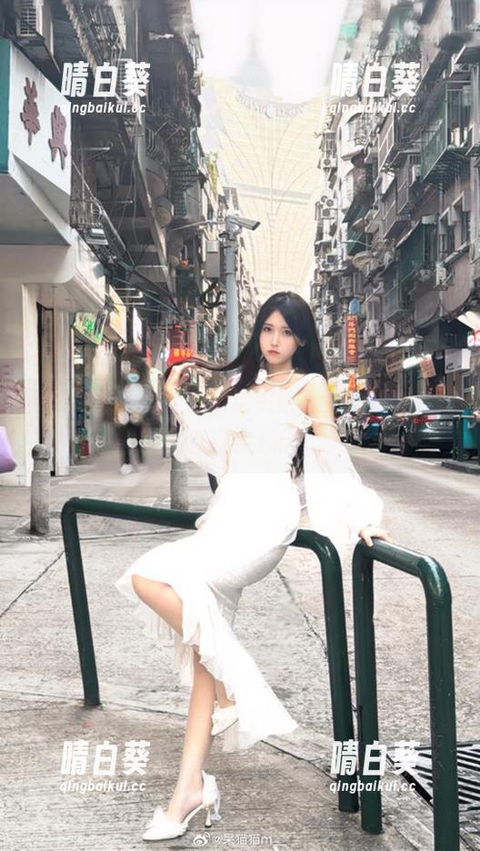 不呆猫与抖娘牛奶的完美结合，精彩写真图包来袭.txt
