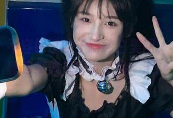 丽柜 – 不容错过的子晴纯白美图，免费下载尽享绝美写真作品！.txt