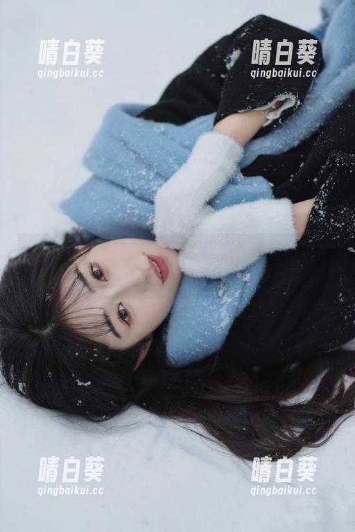 丽柜 - 小爽的高雅礼服写真：美图记录她的无与伦比的风采.txt