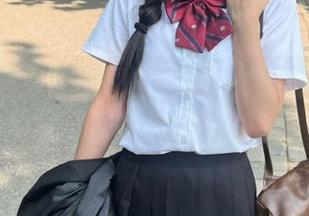 丽柜 – 心心唯美图集更新：感受死库水带来的视觉盛宴与心灵触动.txt