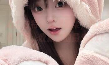 丽柜 – 心心独特美腿摄影集，精彩图片免费下载，收藏你的最爱.txt