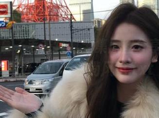 丽柜 – 慕子毛衣写真全集原图分享，展现青春活力与时尚风范.txt