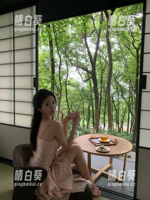 丽柜 - 从文芮的玉脂兆丰年中发掘独特资源，作品背后的故事才更让人惊喜！.txt