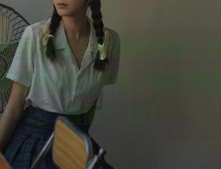 丽柜 – 这里是桃子的丽柜典藏，快来免费获取您意想不到的图片，还有我那尴尬的瞬间！.txt