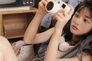 丽柜 – 然然的白衬衫：一个写真图集中藏着的十个搞笑瞬间！.txt