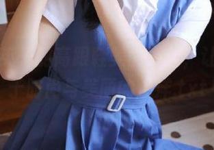 丽柜 – 英子的高跟鞋美图更新，让你沉醉于时尚与美丽的海洋.txt
