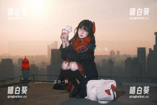 丽柜 - 发掘轩轩女王的在线写真，带你欣赏那些令人心动的经典图片！.txt
