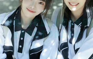 丽柜 – 透视青春敏感，阳阳最新吊带写真合集绝对不容错过.txt