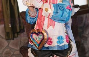 乖乖衣宝与您分享：95式玉玲珑作品中的优雅与力量.txt