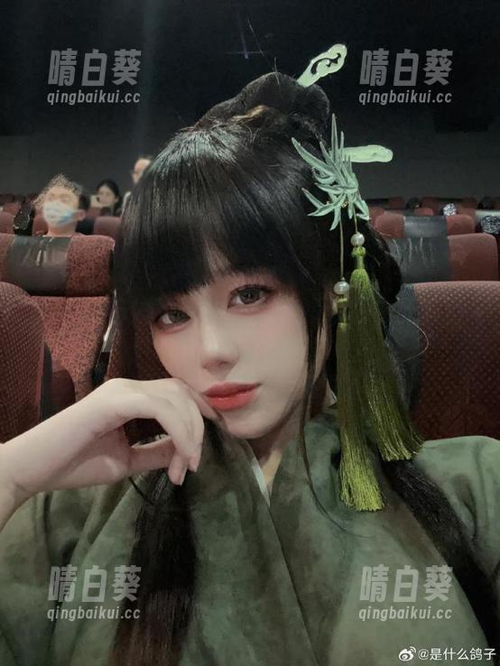 九言惊艳发掘喜多川兔女郎原图中的独特风格与魅力.txt