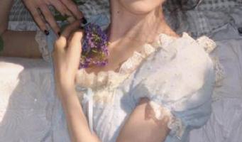 微密圈 – 探索于芷晴圣诞红兔写真全集：原图记录冬日里的温暖与爱意.txt