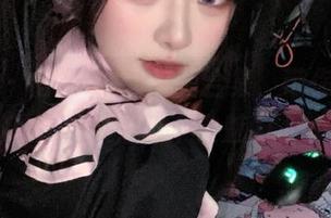 微密圈 – 俏妞t黑丝美图合集，带你领略她的独特风格与个性魅力.txt