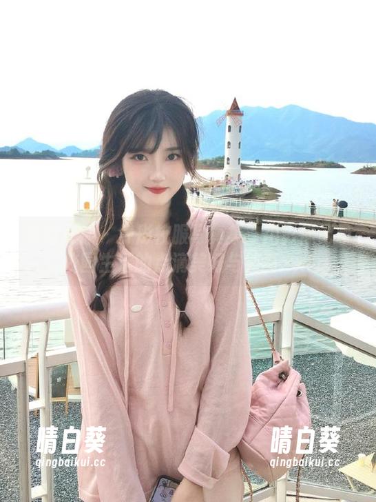 克拉女神 - 舒彤校服写真集：用影像记录校园生活的点滴美好与纯真.txt