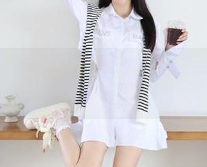 克拉女神 – 引人入胜的菲菲姐姐图包：这里有她的绝美瞬间.txt