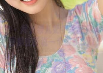克拉女神 – 尽享颖儿奶牛写真集：每张原图都在诉说一个故事.txt