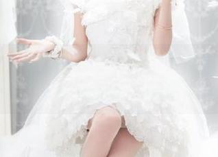 兔玩映画精选高清写真集：少女的忧郁与微笑交织成的动人画面.txt