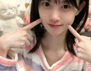 精致私房美图，兔玩映画带你领略超棒的白色死库水风情.txt