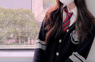 不只是体操服，古川kagura的新福利图集挑战你的审美极限！.txt
