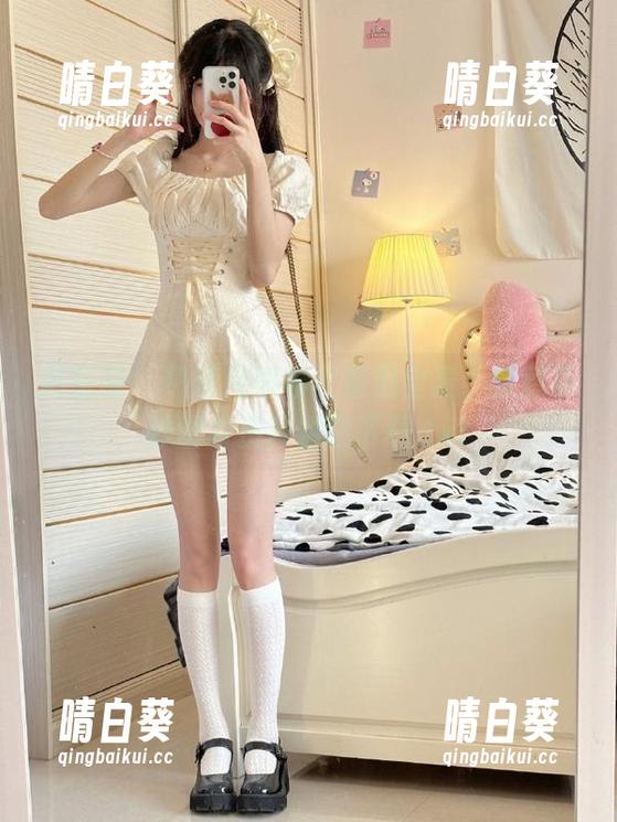 微密圈 - 热辣周妍希比基尼全景，多款美妙图片资源供您下载.txt