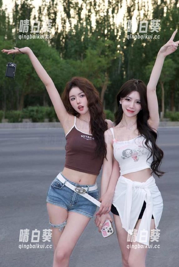 微密圈 - 周妍希私拍写真，带你领略青涩主治医生的无水印诱惑.txt