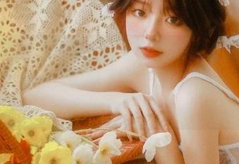 高清璀璨两不误！喵写真全新奉上粉红小妹妹的白丝，随时下载，随心所欲享受美的绽放！.txt