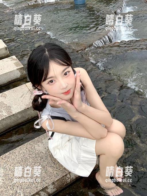 探索喵写真红裙黑丝，限时免费下载精美图包，千万不要错过！.txt