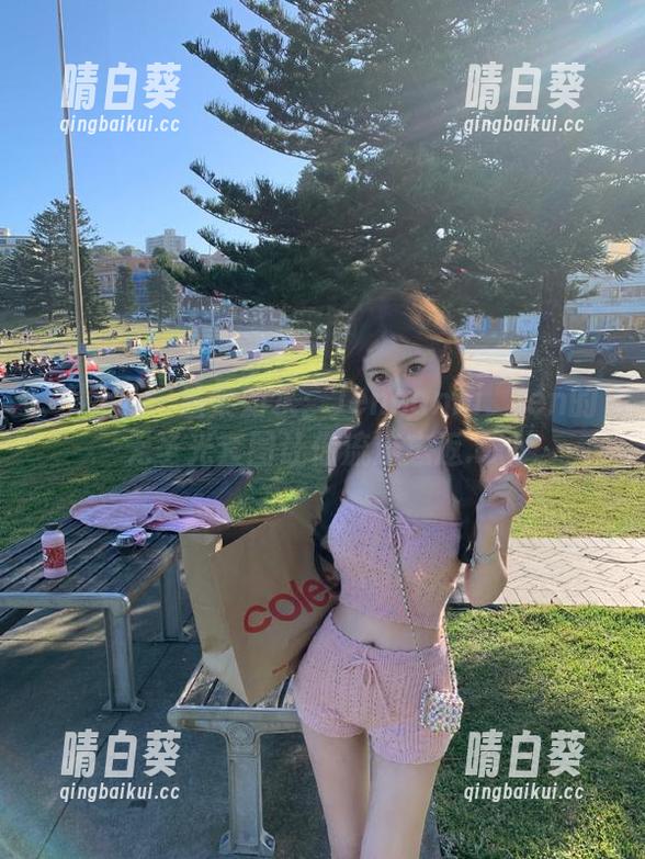 嗲囡囡 - 温柔如水：Jennanni_Jen的无圣光套图让你流连忘返.txt