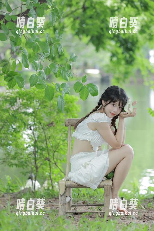 嗲囡囡 - 网盘下载施忆佳KITTY护士写真，给你带来春风般的温暖与美好！.txt