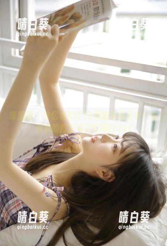 嗲囡囡 - 施忆佳KITTY校服写真分享：在青春的路上与记忆同行.txt