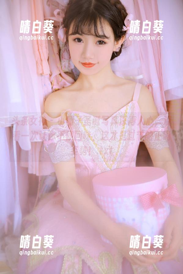 头条女神 - 小晴子圣诞写真深得人心，观看一次让你不停回味，这才是过节的正确姿势！.txt
