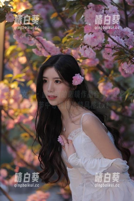 头条女神 - 童安琪的眼镜作品合集，让你在细节中寻找到独特风格.txt