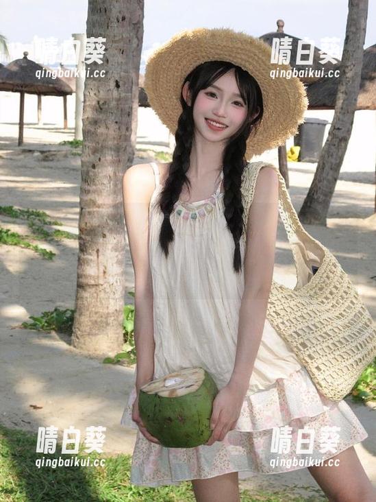 头条女神 - 吸睛无数的高清筱溪肉丝套图，艺术与性感的完美结合，让人流连忘返.txt