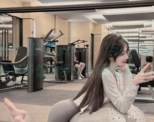 原图揭密：孙乐乐(손예은)与[Loozy]恋物咖啡馆的梦幻写真图册.txt