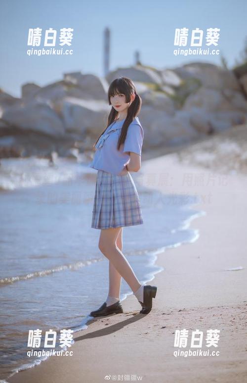 封疆疆v韶华旗袍高清写真展：用照片记录的美丽瞬间，闪耀动人光彩.txt