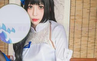 绝美圣诞！观看小酥酱的写真原图，感受冬季浪漫.txt