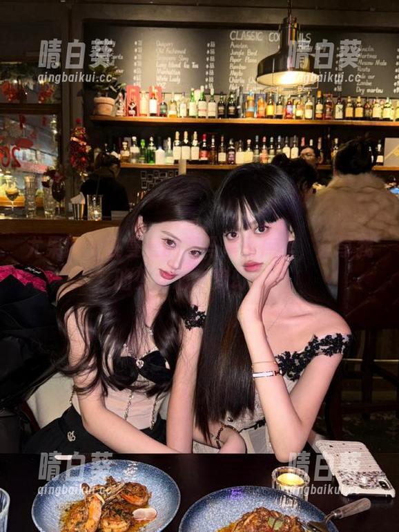 尤果网 - 在曼曼的双马尾图库里，分享我的少女心与梦幻.txt